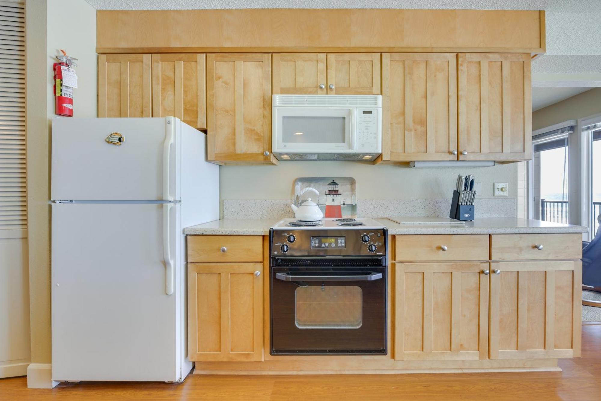 Comfortable Lincoln City Condo With Patio And Views! Εξωτερικό φωτογραφία